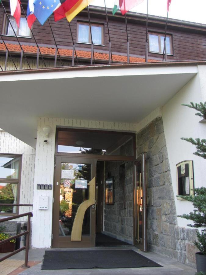 Hotel Zvikov